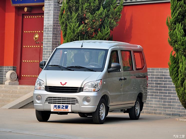 Wuling Automobile SAIC-GM Wuling Light 2010 1.0L New Practical Short Body L2Y Wuling Automobile SAIC-GM Wuling Light 2010 1.0L New Practical Short Body L2Y