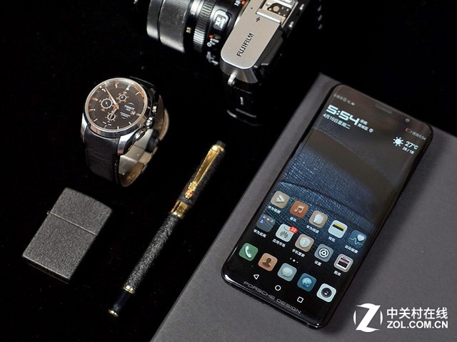 Huawei MateRS: Let Android sit in first class