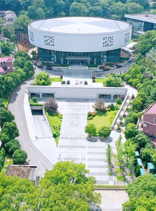 Avenue forward · Leap to a new high - "Tianhe", refresh China's "speed"
