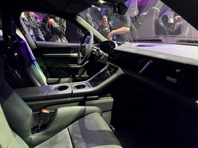 Porsche's full range of products debuts at Taycan Turbo GT/Macan EV