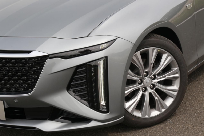 All-around Gentleman SAIC-GM's New Cadillac CT6 Dynamic Experience