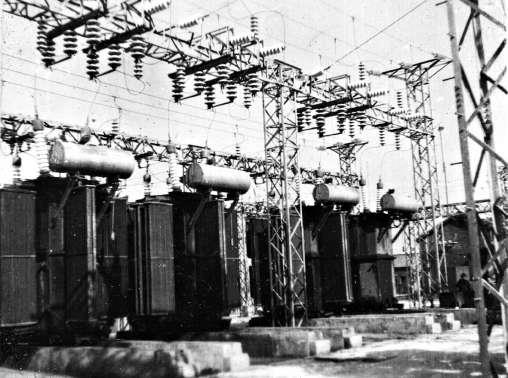 Old images of Tongzhou power plant equipment in the 1940s. Old images of Tongzhou power plant equipment in the 1940s.