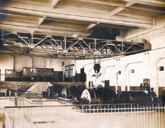 The generator set in Tongzhou Power Plant in 1928. When warlords scuffled, the war happened around the power plant site, so the construction period was delayed again and again. The generator set in Tongzhou Power Plant in 1928. When warlords scuffled, the war happened around the power plant site, so the construction period was delayed again and again.